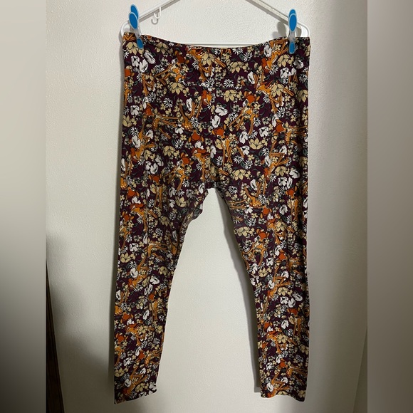 LuLaRoe Pants - LULAROE Walt Disney All Over Bambi Print Butter Soft Maroon Leggings Women's TC